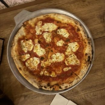 Intero Restaurant - pizza - Italian Near Me - Austin, Texas