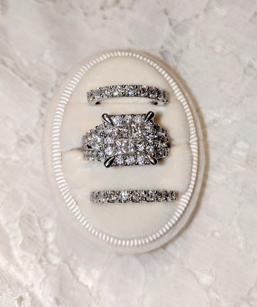 ZALES THE DIAMOND STORE Updated October 2024 14 Photos & 78 Reviews