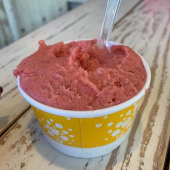 Dolce Neve - Strawberry sorbet - Gelato Near Me - Austin, Texas