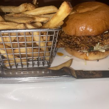 Yard House - Nashville Hot Chicken Sandwich - New American Near Me - San Jose, California Yard House - Nashville Hot Chicken Sandwich - New American Near Me - San Jose, California