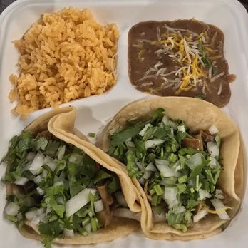 Tacos Aztecas - Tripas Tacos Plate - Food Trucks Near Me - Kihei, Hawaii