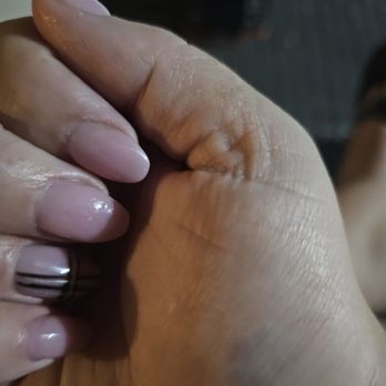 Angel Touch Nails - Smudge on middle finger. - Nail Salons Near Me - Glendale, Arizona