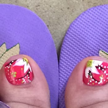 Classy Nails - Beautiful artwork by Jennifer! She took the time to do it well and do it right. - Nail Salons Near Me - Montebello, California