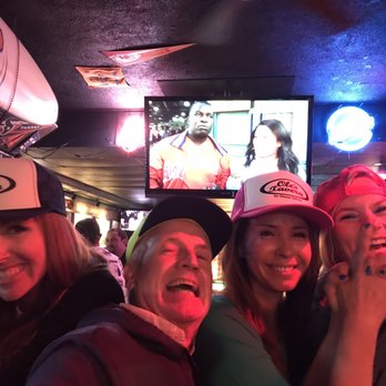 Ole's Tavern - Bosley - Sports Bars Near Me - San Clemente, California