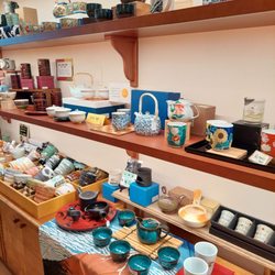 ChaTo - Matching tea pot and cups set