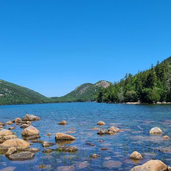 Jordan Pond Hiking trails - Jordon pond - Hiking Near Me - Bar Harbor, Maine