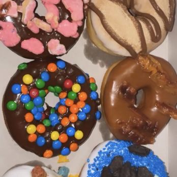 Drizzle Donut Co - Donuts Near Me - Queen Creek, Arizona Drizzle Donut Co - Donuts Near Me - Queen Creek, Arizona