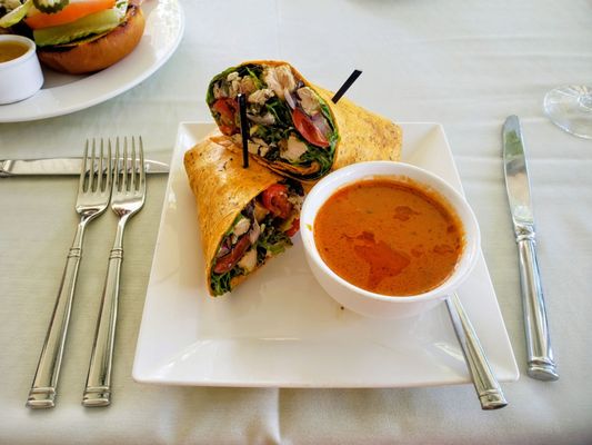 Sybill's Saint James by null