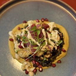 Roasted Cauliflower with lentils, pomegranate and hummus! Really delicious food at Bar10!!