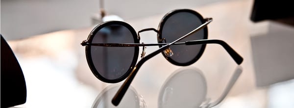 Eyes on Second by null