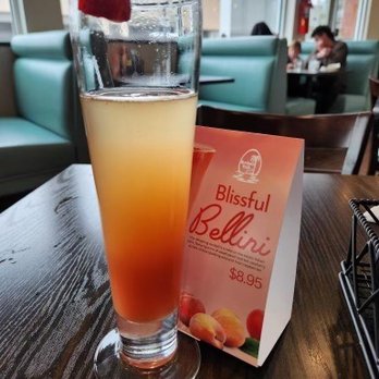 Broken Yolk Cafe - Blissful Bellini - Breakfast & Brunch Near Me - Fullerton, California