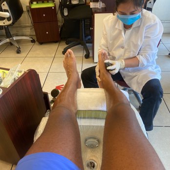 Leann's Nails - Pedicure - Nail Salons Near Me - Alameda, California