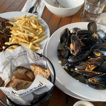 Le Garage - Mussels Steak Frites - French Near Me - Sausalito, California Le Garage - Mussels Steak Frites - French Near Me - Sausalito, California
