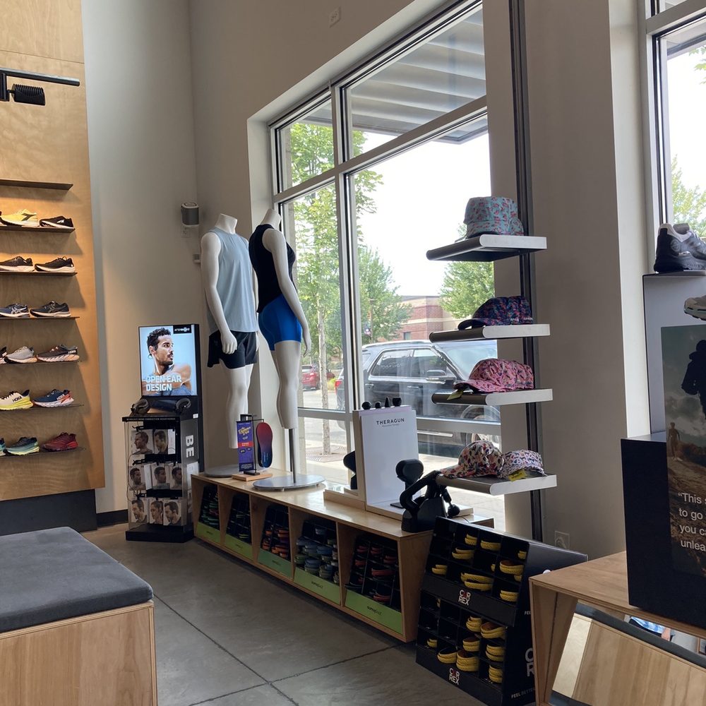 Fleet Feet Spokane - Windows and shoes insoles - Sports Wear Near Me - Spokane, Washington Fleet Feet Spokane - Windows and shoes insoles - Sports Wear Near Me - Spokane, Washington