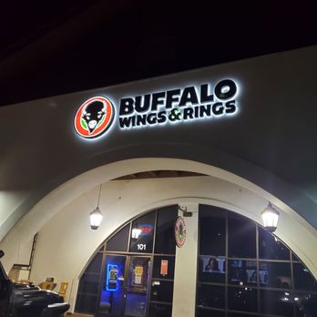 Wings and Rings - New American Near Me - Rancho Cucamonga, California