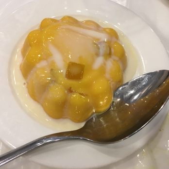Rol San - Sweet mango pudding - a nice way to finish the meal (and also big enough to share) - Dim Sum Near Me - Toronto, Ontario Rol San - Sweet mango pudding - a nice way to finish the meal (and also big enough to share) - Dim Sum Near Me - Toronto, Ontario