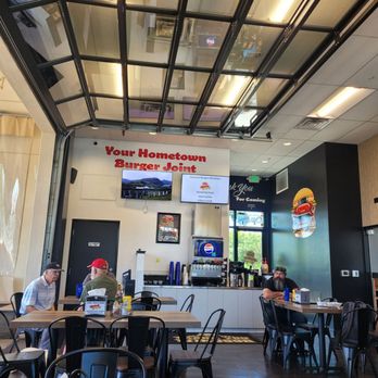 Machado Burgers - Interior - Burgers Near Me - Windsor, California Machado Burgers - Interior - Burgers Near Me - Windsor, California