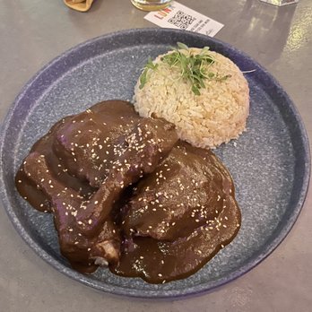 La Luna - Mole con Pollo Asado - Mexican Near Me - Chicago, Illinois La Luna - Mole con Pollo Asado - Mexican Near Me - Chicago, Illinois