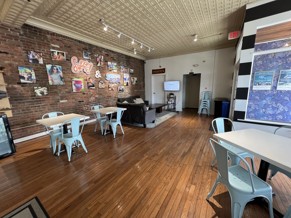 SMOOTH RIDER SMOOTHIES Updated October 2024 68 Photos & 21 Reviews