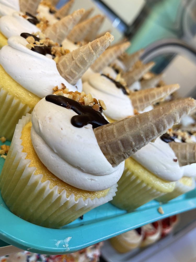 SHELL’S SWEETS & TREATS CLOSED Updated August 2024 125 Photos