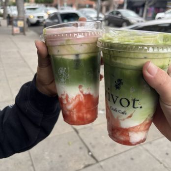 Vivot Craft Cafe - strawberry matcha latte - Bubble Tea Near Me - Fullerton, California Vivot Craft Cafe - strawberry matcha latte - Bubble Tea Near Me - Fullerton, California