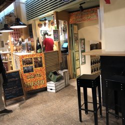 Baladin Bologna - Outside area serving beer - €4.5 on draft and €4 per bottle