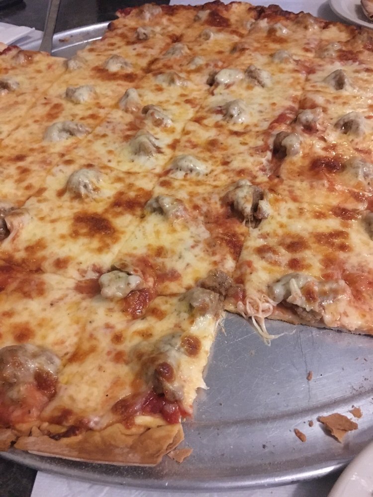 WAGON WHEEL CAFE & PIZZA 26 Reviews 29331 Main St, Chisago City, MN