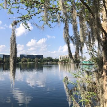 Lake Eola Park - Parks Near Me - Orlando, Florida