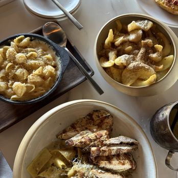 Truffle Pig Winery & Vineyards - Mac and Cheese, Pig Tails truffle fries, Yukon Gold Twice Baked Potato, and Taleggio & Pappardelle Pasta with chicken add-on - Wineries Near Me - Temecula, California Truffle Pig Winery & Vineyards - Mac and Cheese, Pig Tails truffle fries, Yukon Gold Twice Baked Potato, and Taleggio & Pappardelle Pasta with chicken add-on - Wineries Near Me - Temecula, California