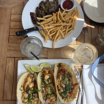 The Sunset Restaurant - Trio tacos and skirt steak - New American Near Me - Malibu, California The Sunset Restaurant - Trio tacos and skirt steak - New American Near Me - Malibu, California