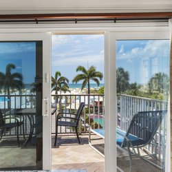 Plaza Beach Hotel - Beachfront Resort