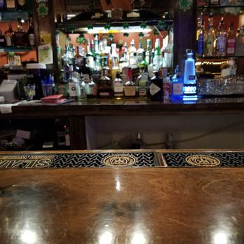 The Harp Bar And Restaurant - Lower whiskey and scotch - Irish Near Me - Kent, Washington