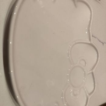 Hello Kitty Cafe - Hello kitty plate - Cafes Near Me - Irvine, California