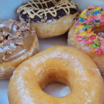 Glaze Doughnuts - Donuts Near Me - Las Vegas, Nevada Glaze Doughnuts - Donuts Near Me - Las Vegas, Nevada