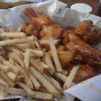 Buffalo Wild Wings - Lunch wings - Chicken Wings Near Me - Chesapeake, Virginia