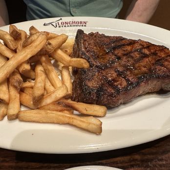 LongHorn Steakhouse - Steakhouses Near Me - Doral, Florida LongHorn Steakhouse - Steakhouses Near Me - Doral, Florida