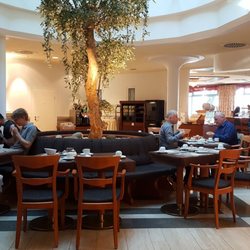 Hotel Am Rosengarten - Breakfast Room at Hotel am Rosengarten