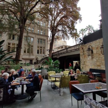 Domingo - Cocktail Bars Near Me - San Antonio, Texas