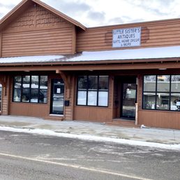 Exterior photo of Little Sister's Antiques - Cold Spring, Minnesota Exterior photo of Little Sister's Antiques - Cold Spring, Minnesota