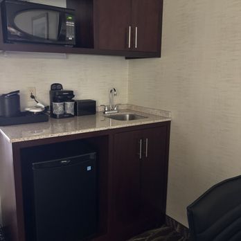 Embassy Suites by Hilton Lompoc Central Coast - Hotels Near Me - Lompoc, California Embassy Suites by Hilton Lompoc Central Coast - Hotels Near Me - Lompoc, California