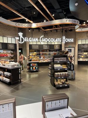 Brussels Airport by null