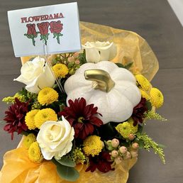 Flowers with an autumn theme Flowers with an autumn theme