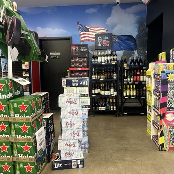 Chevron - 10/28/2025 beer - Gas Stations Near Me - Henderson, Nevada