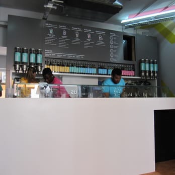 Biju Bubble Tea Room - Coffee & Tea Near Me - London, XGL