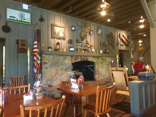 Cracker Barrel Old Country Store by null