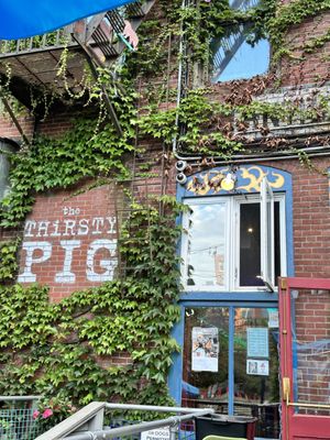 The Thirsty Pig by null