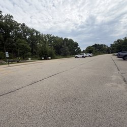 Grassy Lake Forest Preserve - Lots of parking