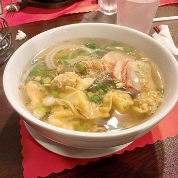 Sizzling Kitchen - Wonton Noodle Soup - Italian Near Me - Lowell, Massachusetts