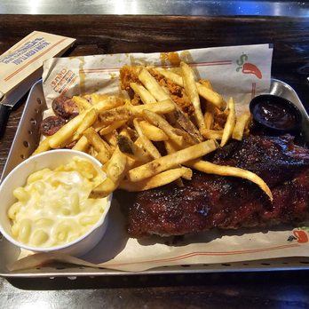 Chili's - Nashville hot chicken tenders, steamed ribs and jalapeno sausage. What do you expect for Chili's - American Near Me - Mount Vernon, Illinois