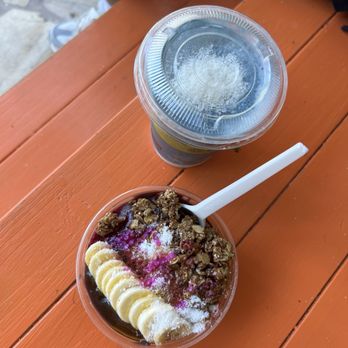 The Sunrise Shack - Acai Bowl, Blue Dream Smoothie - Juice Bars & Smoothies Near Me - Honolulu, Hawaii The Sunrise Shack - Acai Bowl, Blue Dream Smoothie - Juice Bars & Smoothies Near Me - Honolulu, Hawaii
